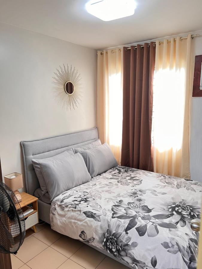 One Spatial Two Bedroom Condominium Unit With Pool And Gym Free Netflix And Wifi Iloilo City Dış mekan fotoğraf